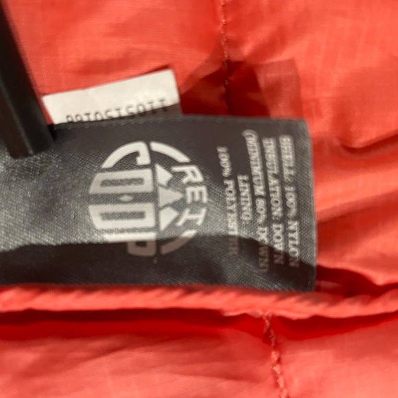 REI COOP down puffer vest Large - Picture 5 of 9
